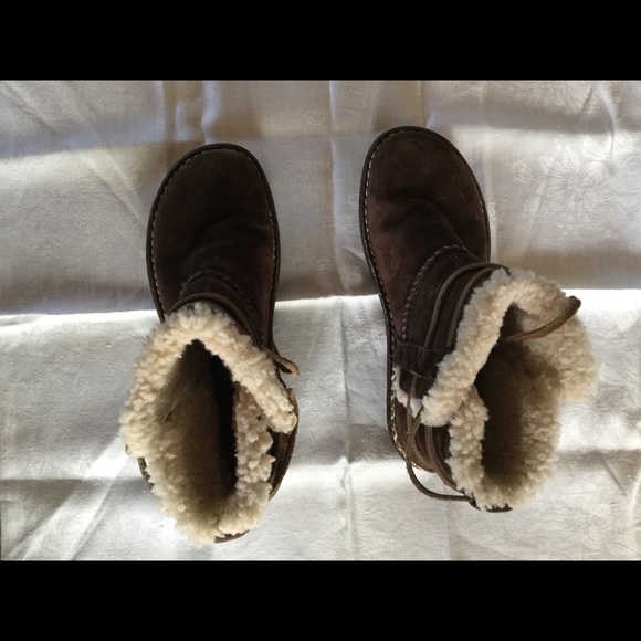 UGG Shoes - UGG Moccasins